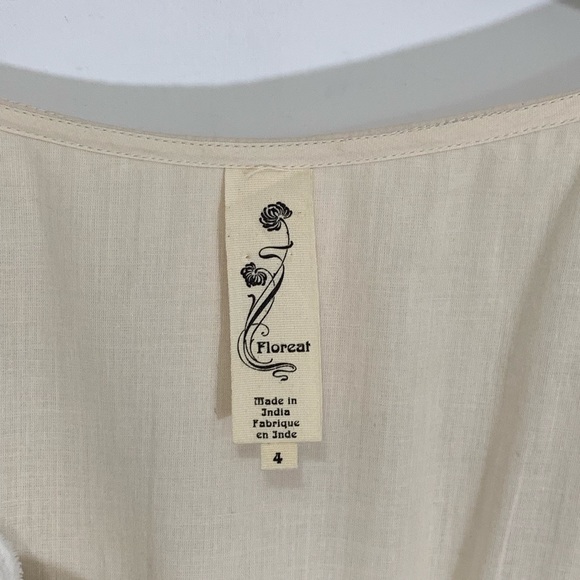 Floreat Appliqué Beige Blouse - Picture 2 of 7